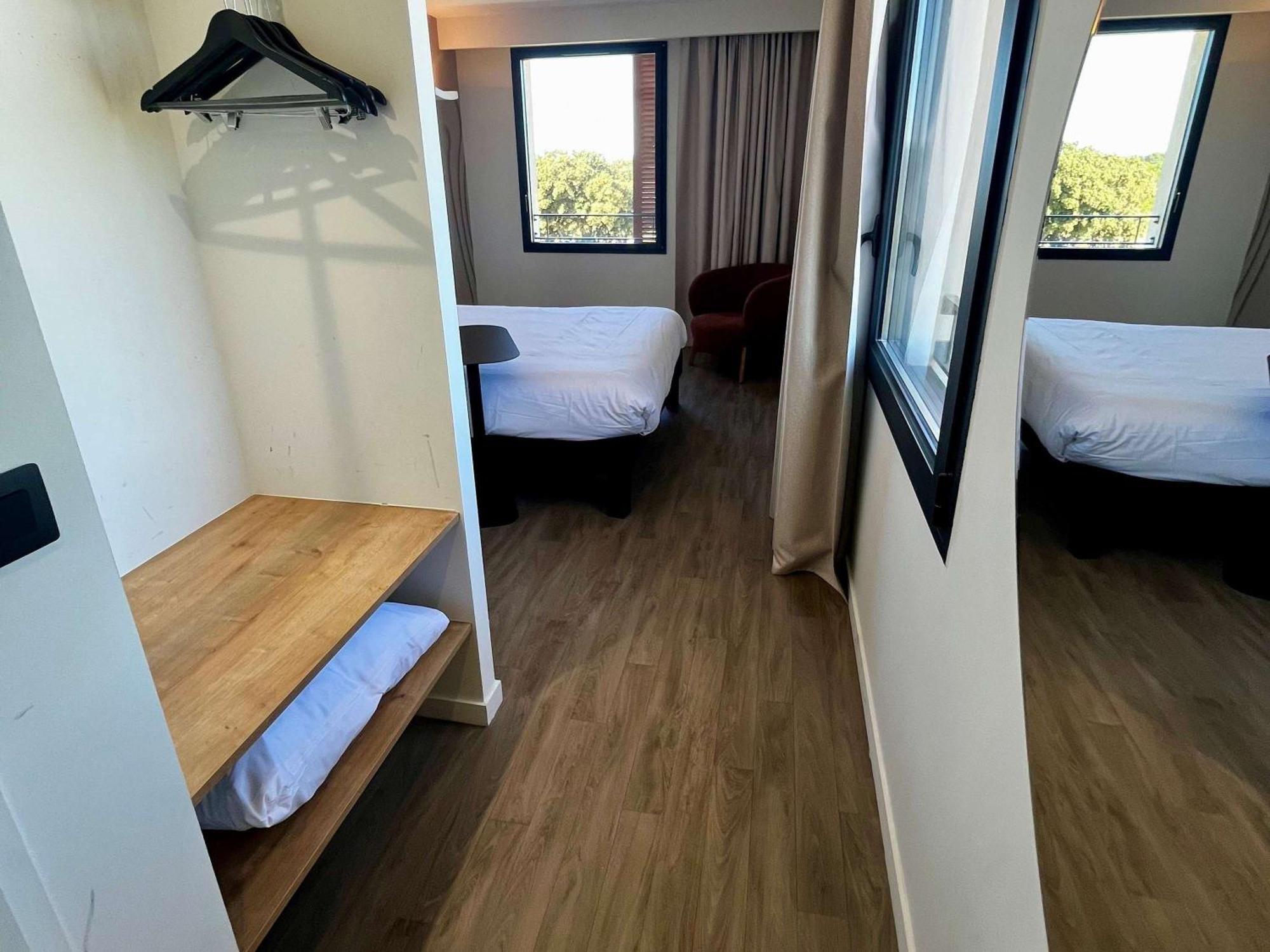 Ibis Styles Cabries Aix-En-Provence Tgv Hotel Eksteriør billede