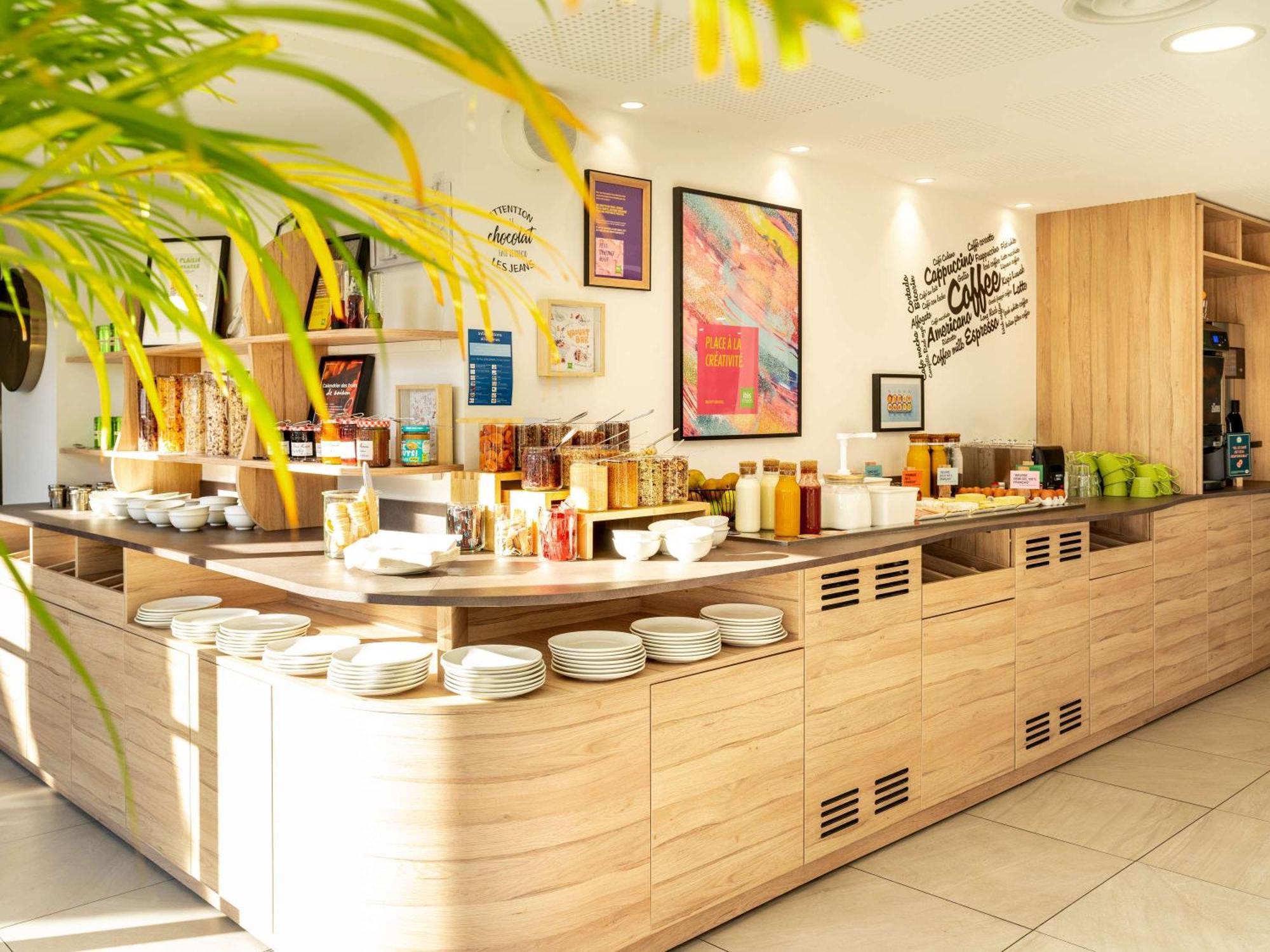 Ibis Styles Cabries Aix-En-Provence Tgv Hotel Eksteriør billede